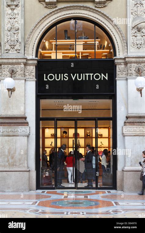 louis vuitton italy milan|louis vuitton milan italy locations.